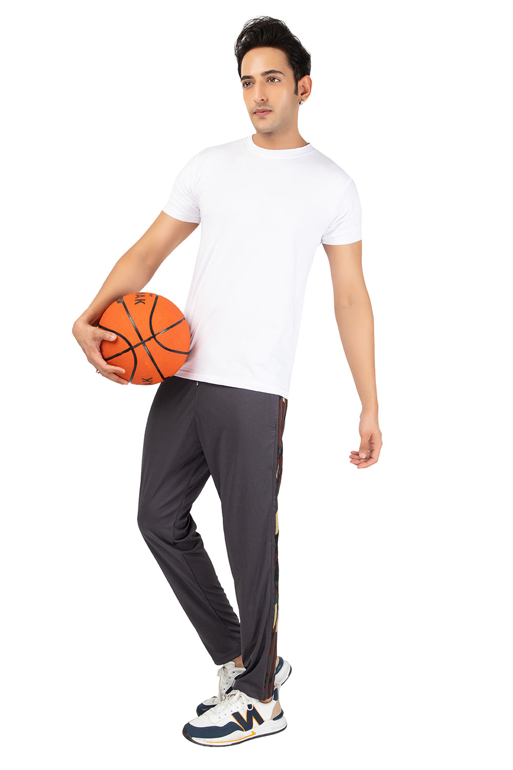 This Men casual stylish Trackpants is made of Polyester that suits up to your personality and makes you comfortable during gym or at home.