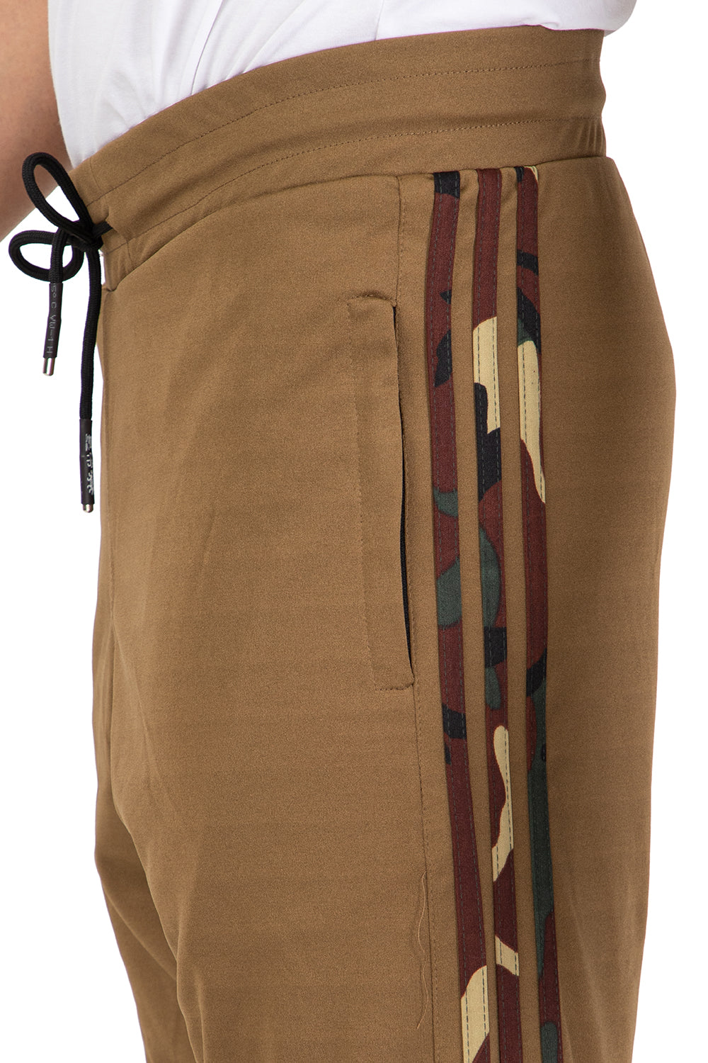 This Men casual stylish Trackpants is made of Polyester that suits up to your personality and makes you comfortable during gym or at home.